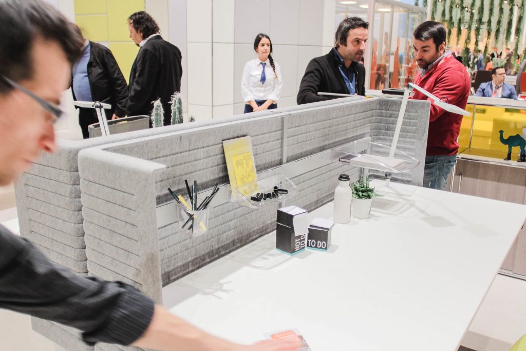 Orgatec 2016: Trennelemente am Schreibtisch