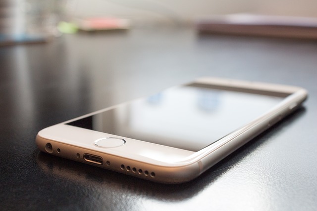 Smartphone am Arbeitsplatz – was ist erlaubt?